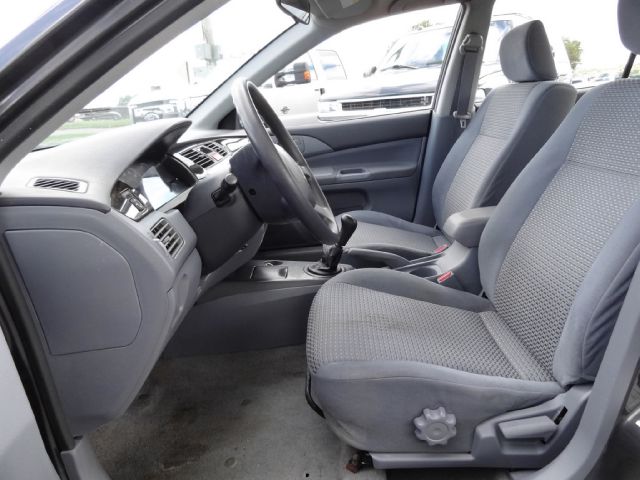 2003 Mitsubishi Lancer LW2