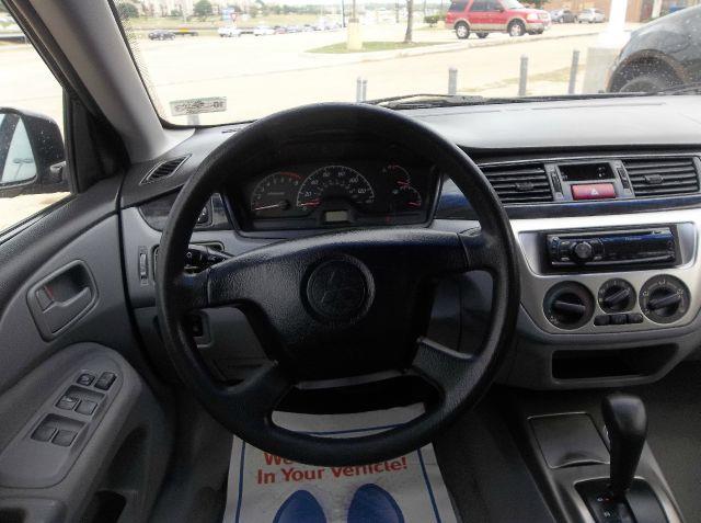 2004 Mitsubishi Lancer LW2