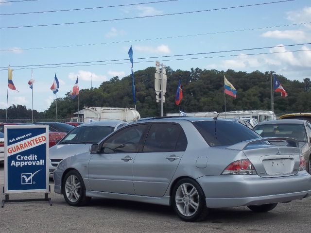 2004 Mitsubishi Lancer SE 4WD AWD SUV