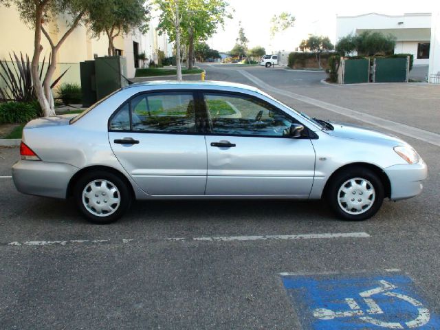2004 Mitsubishi Lancer LW2