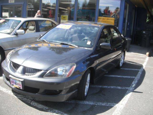 2004 Mitsubishi Lancer SE 4WD AWD SUV