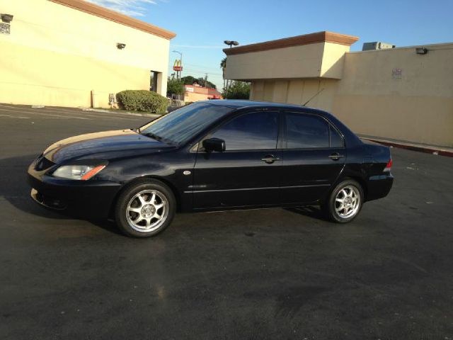 2005 Mitsubishi Lancer LW2