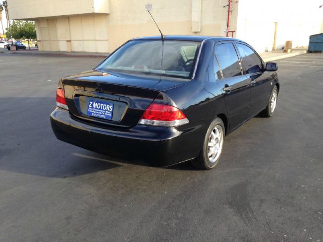 2005 Mitsubishi Lancer LW2