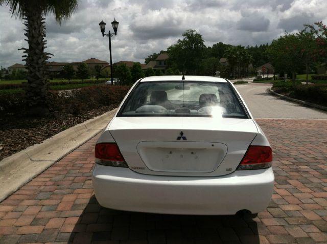 2005 Mitsubishi Lancer LW2