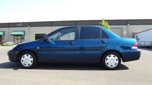 2005 Mitsubishi Lancer LW2