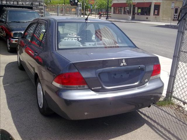 2005 Mitsubishi Lancer LW2