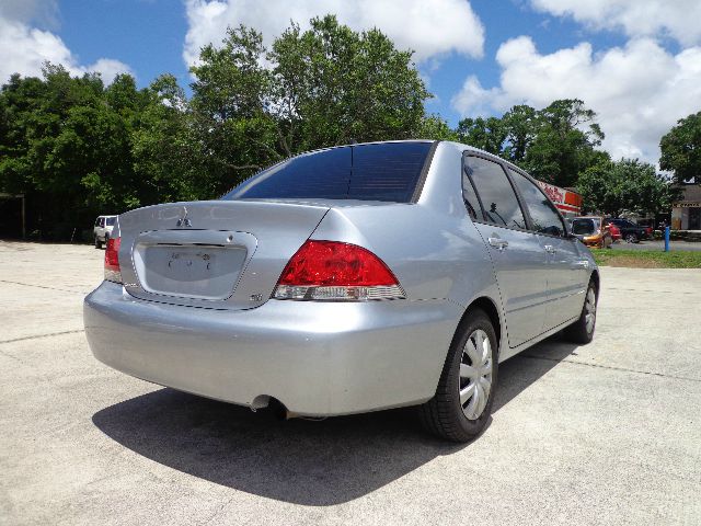 2005 Mitsubishi Lancer LW2