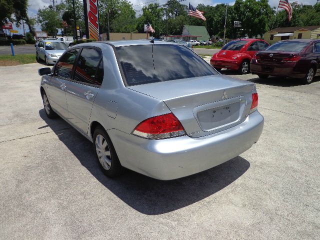 2005 Mitsubishi Lancer LW2