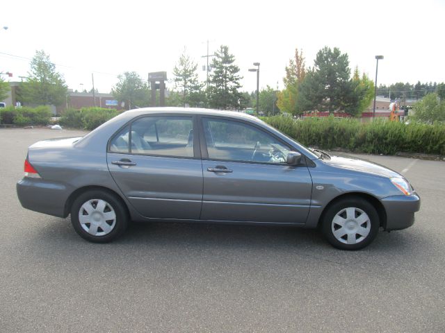 2005 Mitsubishi Lancer LW2