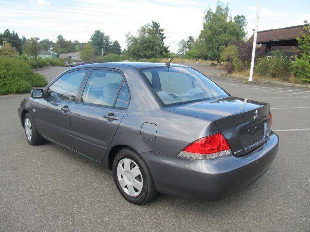 2005 Mitsubishi Lancer LW2