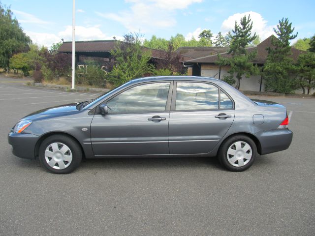 2005 Mitsubishi Lancer LW2