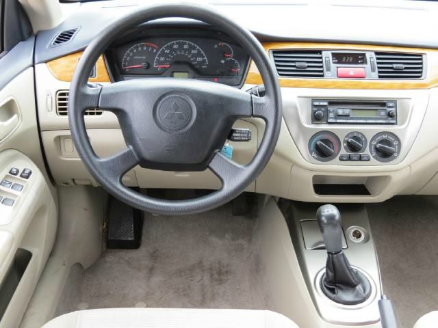 2005 Mitsubishi Lancer LW2