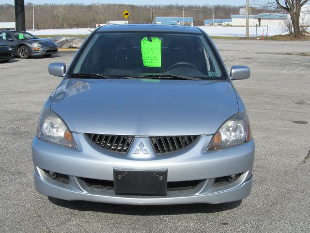 2005 Mitsubishi Lancer SE 4WD AWD SUV