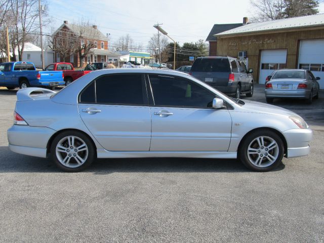 2005 Mitsubishi Lancer SE 4WD AWD SUV