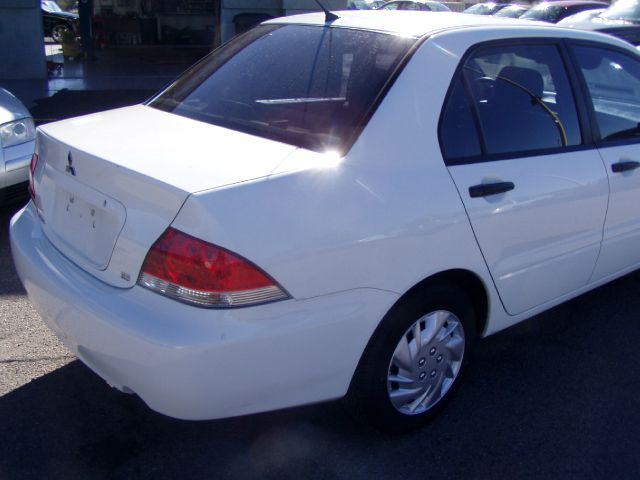 2005 Mitsubishi Lancer LW2