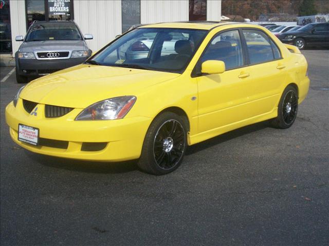 2005 Mitsubishi Lancer SE 4WD AWD SUV