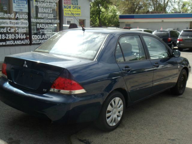2006 Mitsubishi Lancer 4x4 XL
