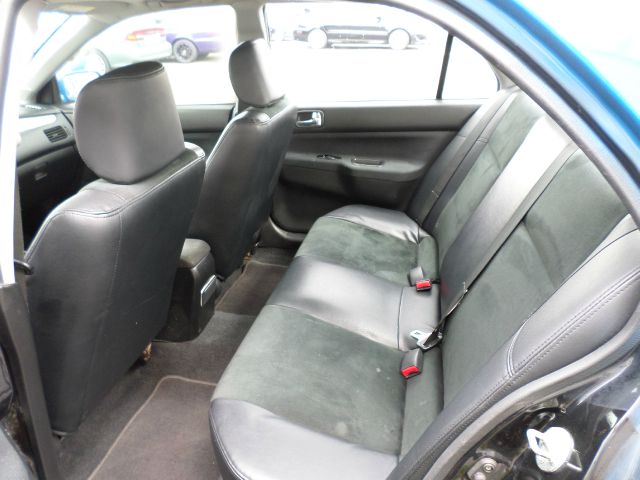 2006 Mitsubishi Lancer 4x4 XL