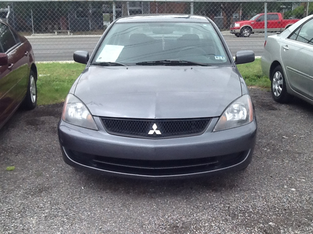 2006 Mitsubishi Lancer LE 2WD 7-pass