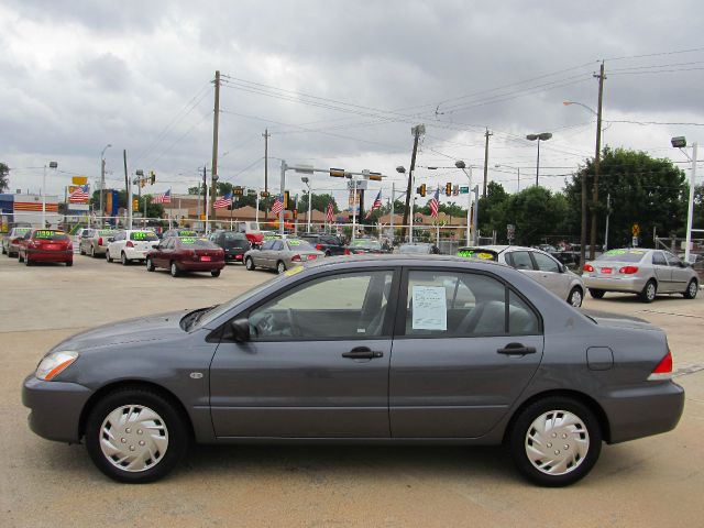 2006 Mitsubishi Lancer LW2