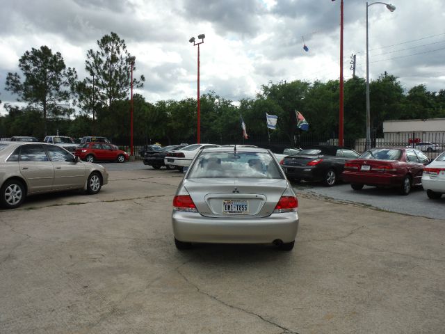 2006 Mitsubishi Lancer LW2