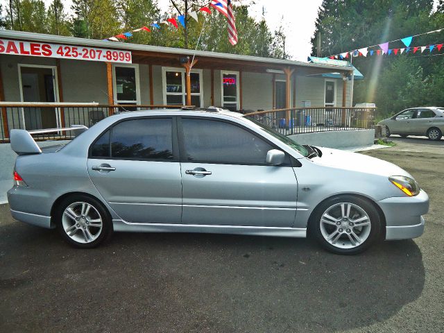 2006 Mitsubishi Lancer SE 4WD AWD SUV