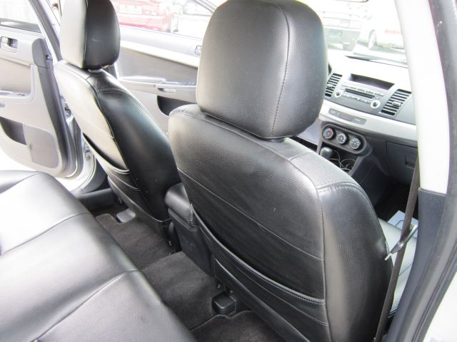 2008 Mitsubishi Lancer Dark Gray Trim And Step