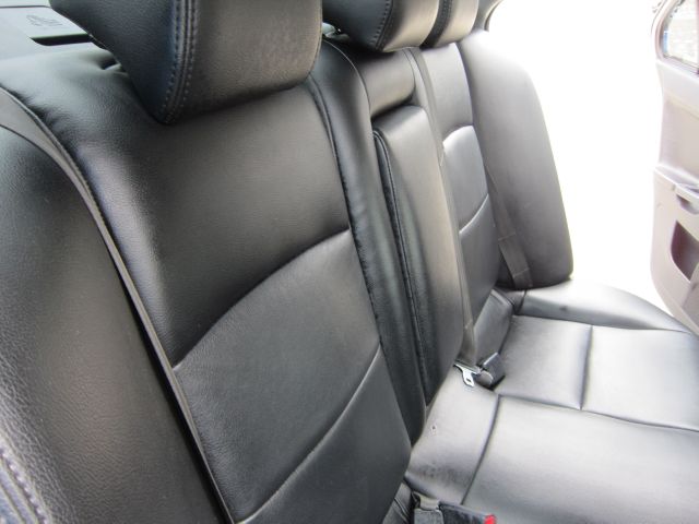 2008 Mitsubishi Lancer Dark Gray Trim And Step