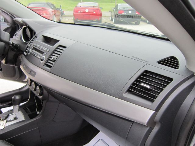 2008 Mitsubishi Lancer Dark Gray Trim And Step