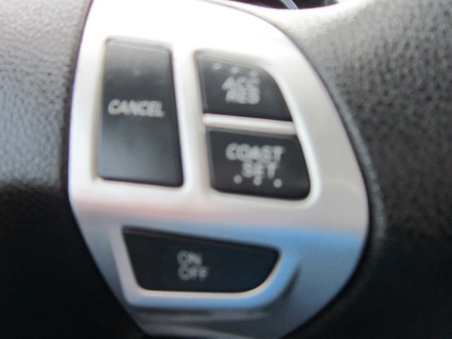 2008 Mitsubishi Lancer Dark Gray Trim And Step