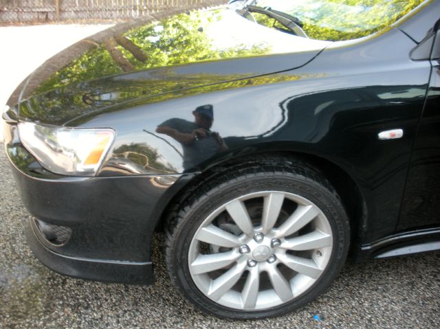 2009 Mitsubishi Lancer 29