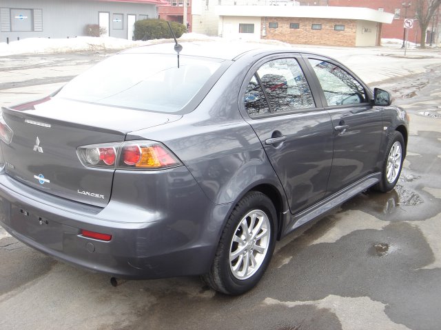 2010 Mitsubishi Lancer LW2