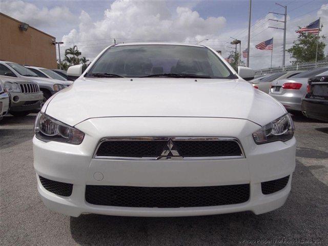 2010 Mitsubishi Lancer SE 2WD