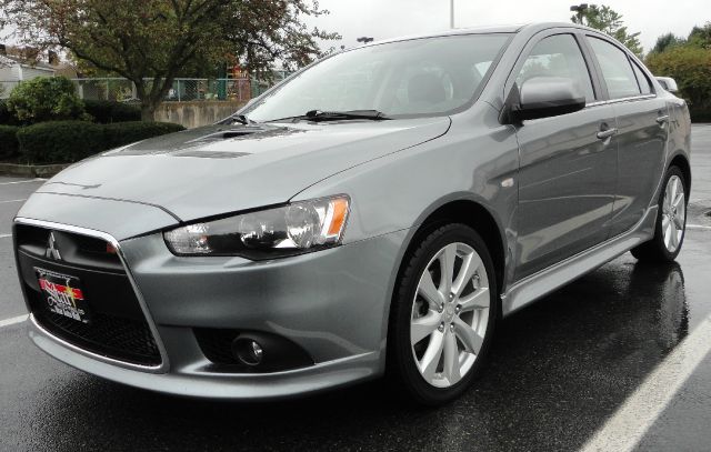 2013 Mitsubishi Lancer SE 4WD AWD SUV