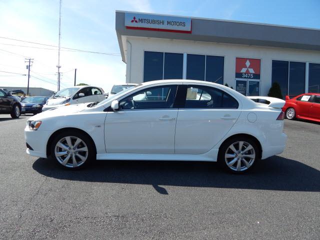 2014 Mitsubishi Lancer Crewcab 4X4 Kingranch