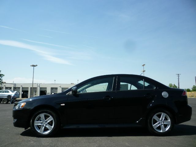 2014 Mitsubishi Lancer SE