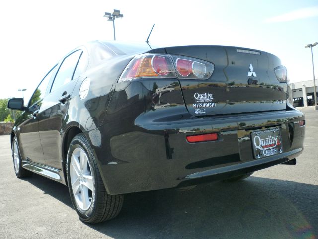 2014 Mitsubishi Lancer SE