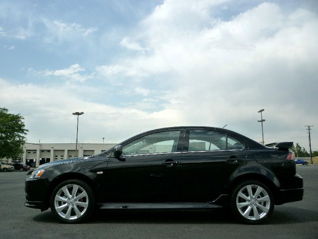 2014 Mitsubishi Lancer SE 4WD AWD SUV