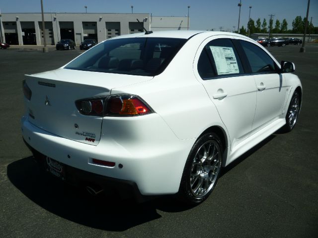 2014 Mitsubishi Lancer Evolution Unknown