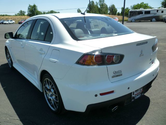 2014 Mitsubishi Lancer Evolution Unknown