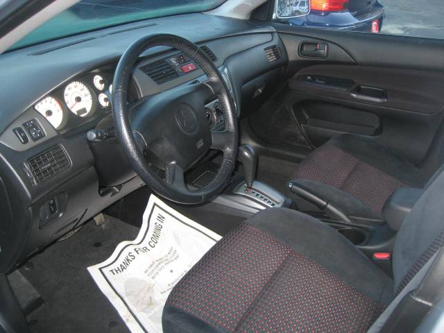 2004 Mitsubishi Lancer Sportback SE 4WD AWD SUV