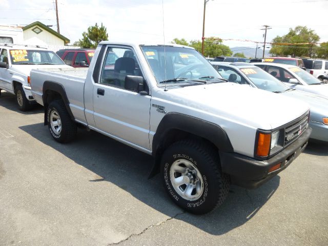1987 Mitsubishi Mighty Max Ram 3500 Diesel 2-WD
