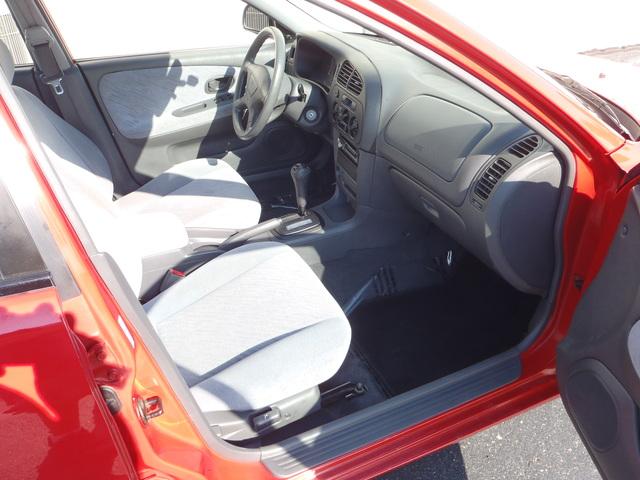 2001 Mitsubishi Mirage LW2