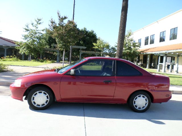 2001 Mitsubishi Mirage 4WD Ext Cab LT