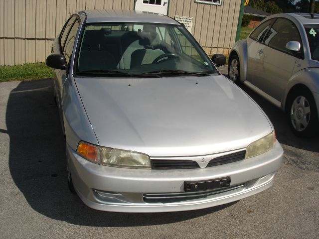 2001 Mitsubishi Mirage LW2