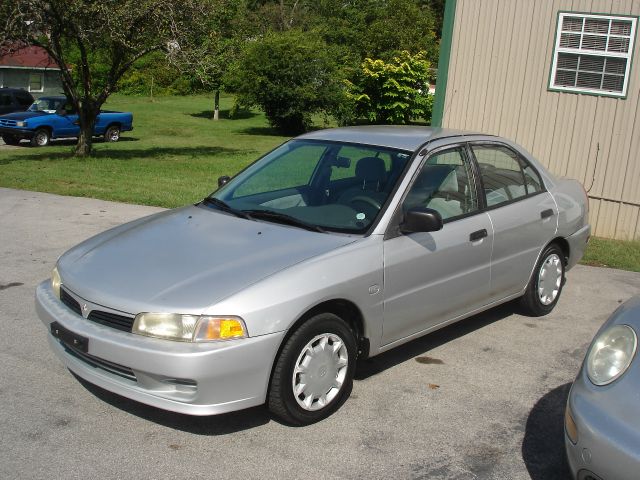 2001 Mitsubishi Mirage LW2