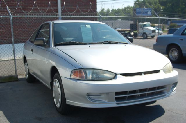 2002 Mitsubishi Mirage 4WD Ext Cab LT