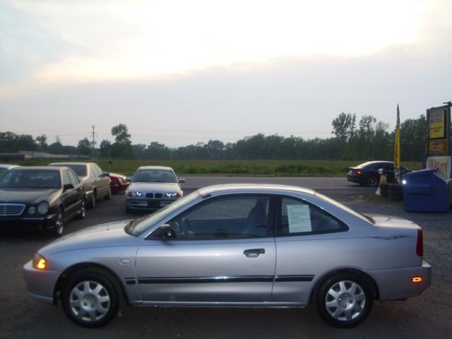 2002 Mitsubishi Mirage 4WD Ext Cab LT