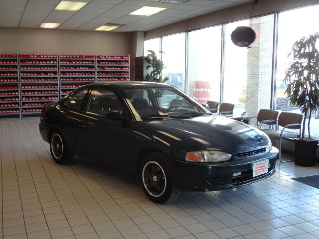 2002 Mitsubishi Mirage 4WD Ext Cab LT