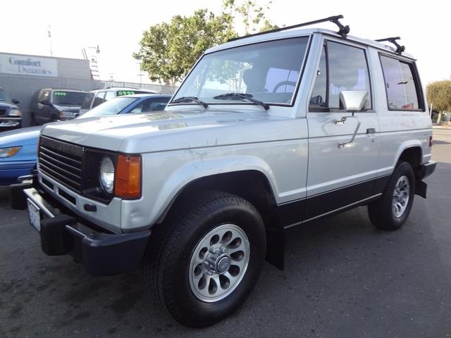 1988 Mitsubishi Montero SD SE 4DR FWD